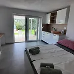 Casa de Férias Kapetan Podglavica