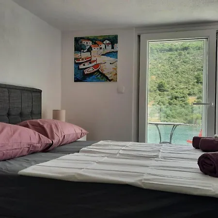 Holiday home Kapetan