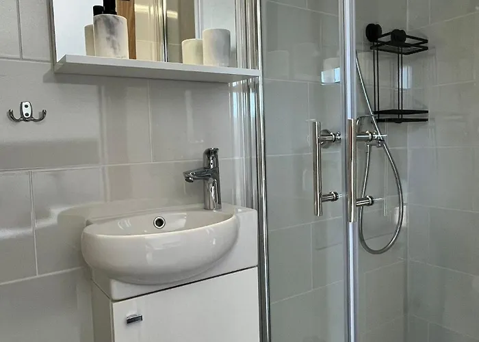 Kapetan 度假居 Podglavica